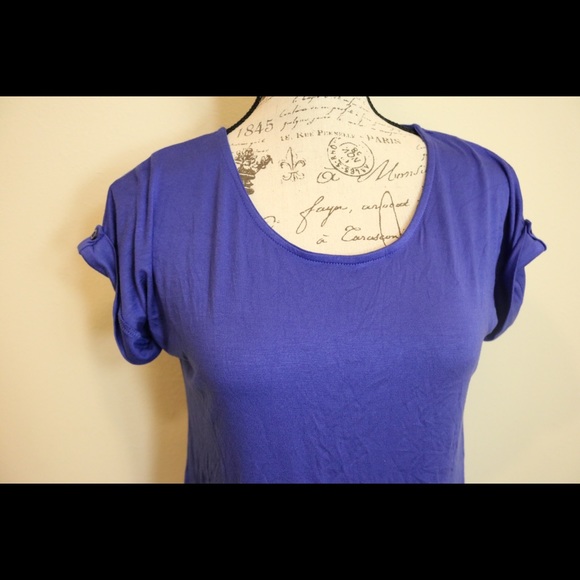 New with tags button sleeve royal blue loose top - Picture 2 of 8